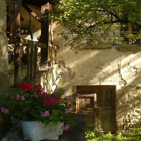 Les Delices De Lavoute-sur-Loire